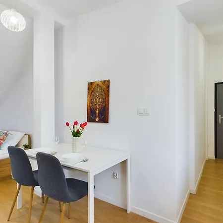 Minska 22 Przytulne Studia Pge Narodowy By Renters * Varşova